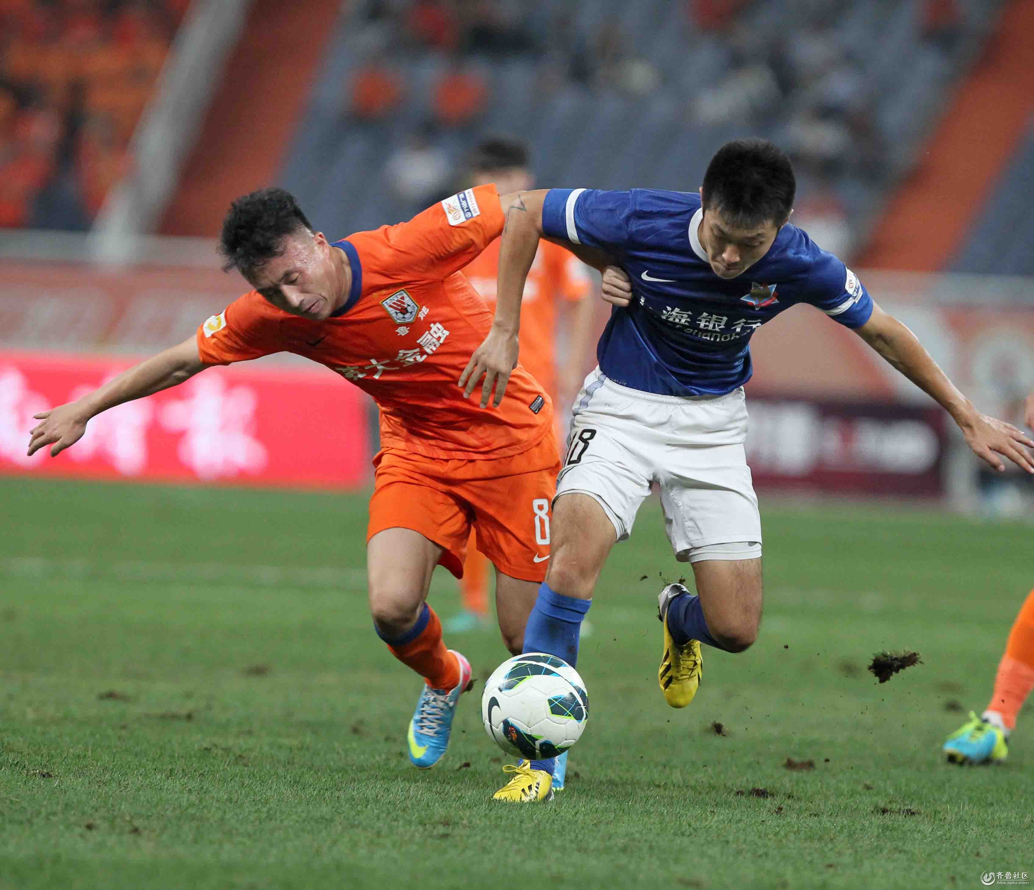 太阳七人得分上双客场大胜灰熊 团队篮球击溃灰熊防线