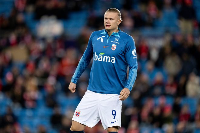 库里致命三分熄灭雄鹿反扑！勇士主场捍卫荣耀，字母哥空砍34+10