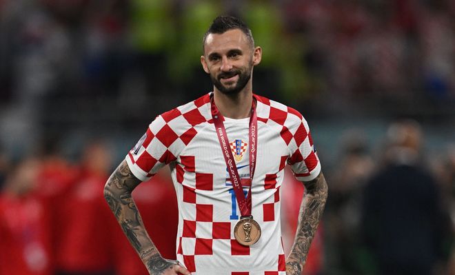 当文字牌局遇上社交游戏：「玩吧」新品《活字乱刷》如何让年轻人重新爱上汉字组句