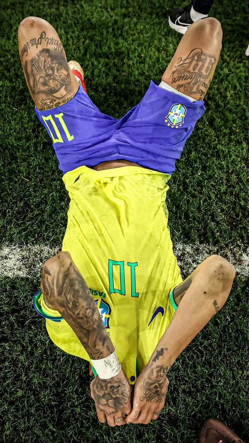 卡尔博尼谈加盟竞赛：没料到米利托会联系我；劳塔罗很支持我